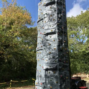 climbing-wall-woods